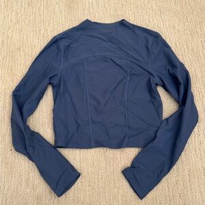Athletic long sleeve top